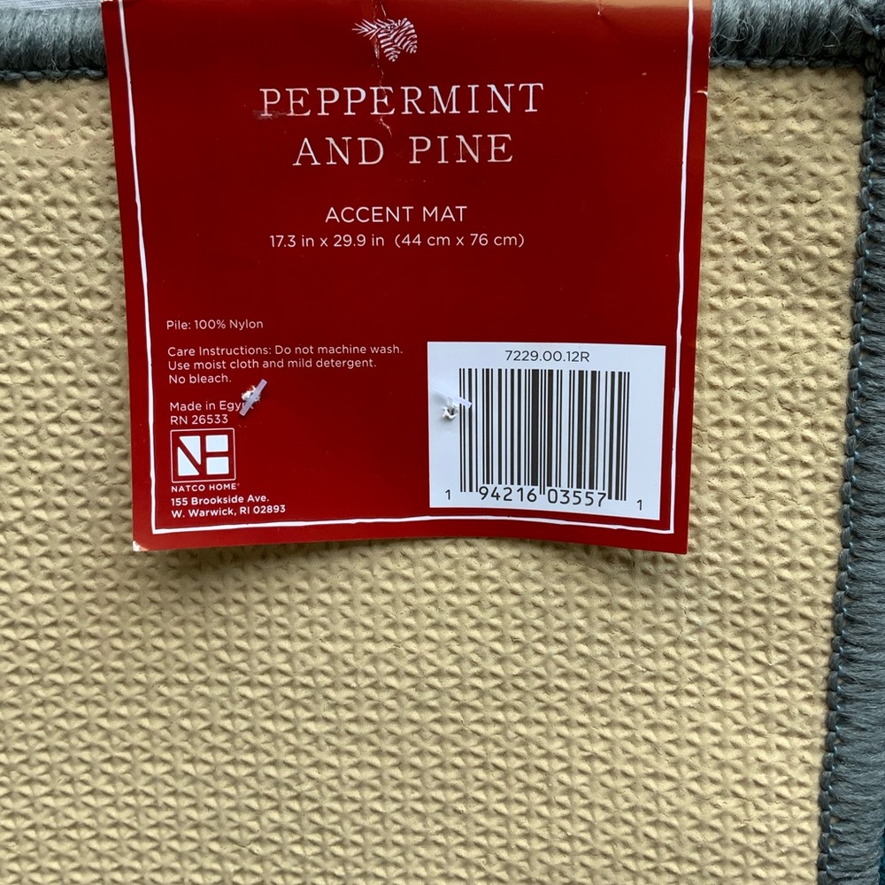 Peppermint & Pine Christmas Santa Accent Rug Non Skid Mat Blue 17.3” X 29.9” - Picture 4 of 7